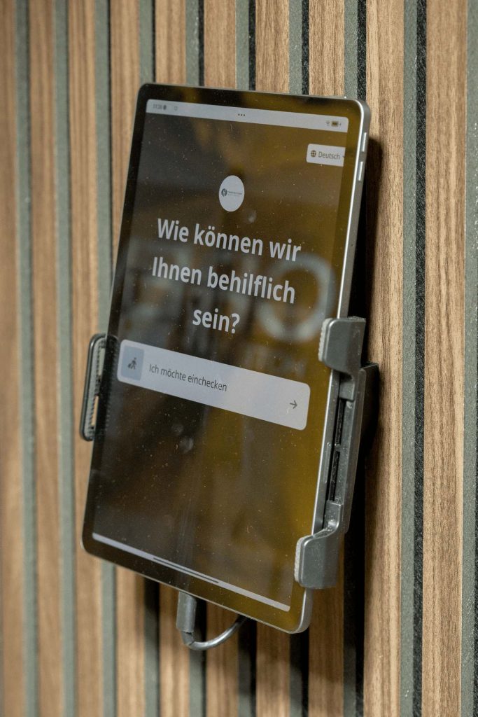 HotelEinfach.Digital: Digitale Guest Journey, Wein und Kunst zum Anfassen
Kompakt · Praxisnah · Regional & persönlich. Foto DER-Event-Fotograf.com